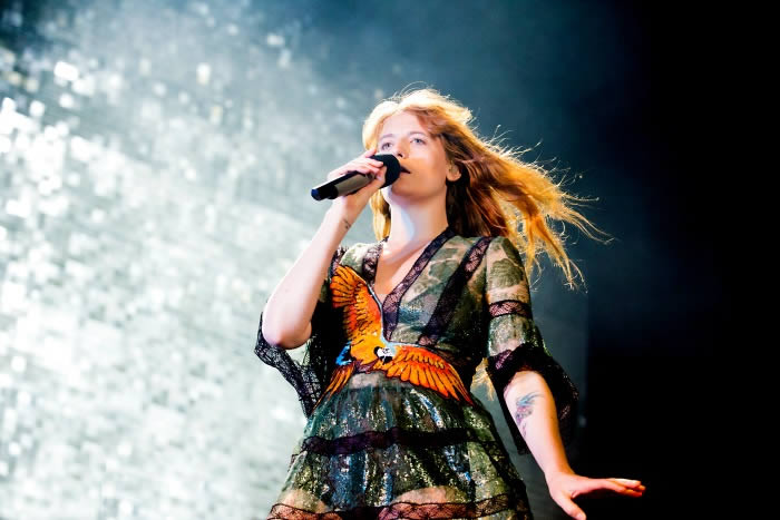 florence-and-the-machine-18-04-16
